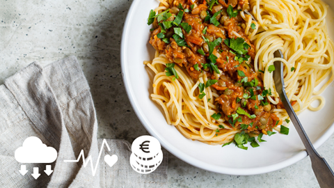 Remplacer la viande de la sauce spaghetti par des légumineuses est triplement intéressant